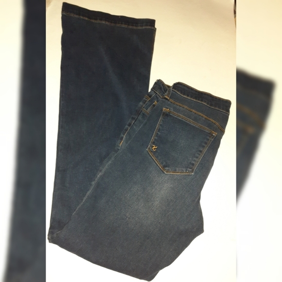 Kut from the Kloth Farrah Baby Bootcut Denim Jeans - Picture 8 of 8